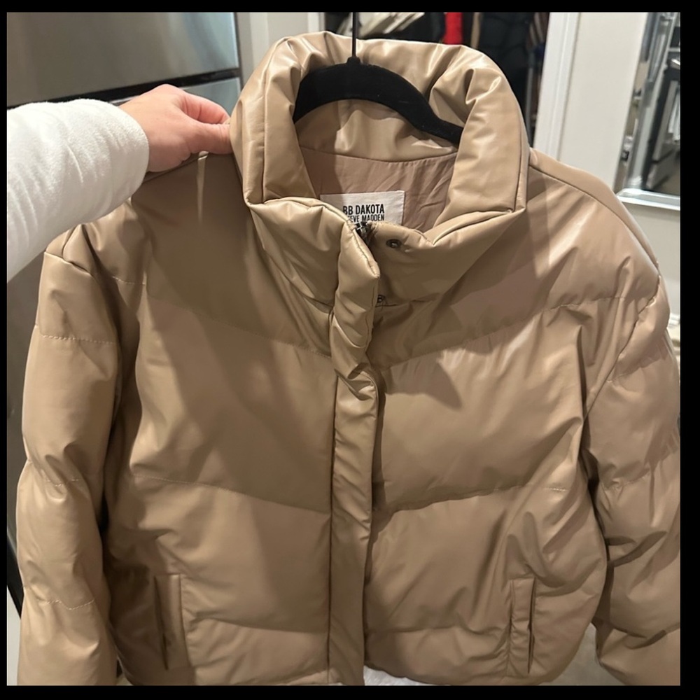 Women's Tan Puffer Jacket